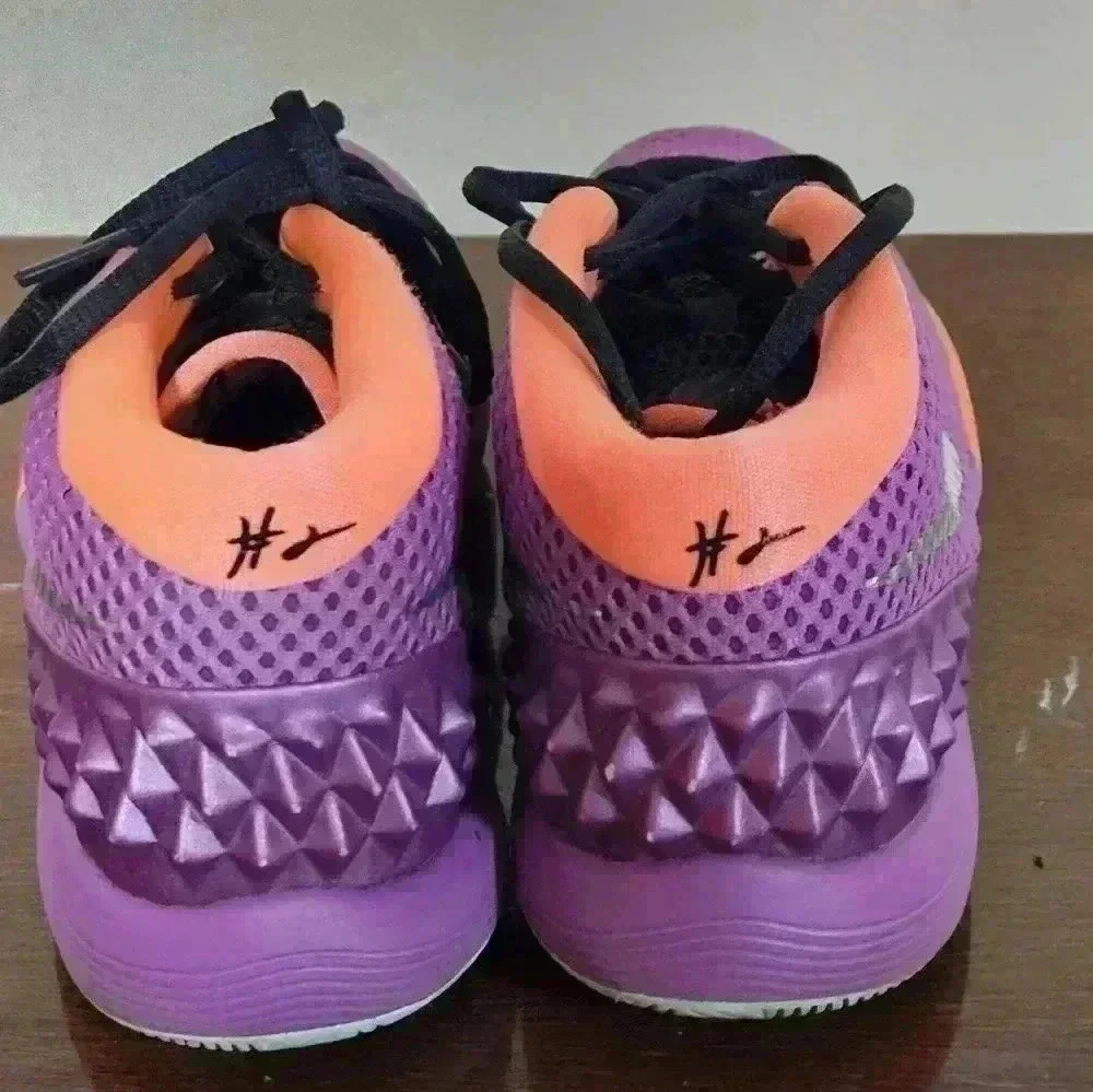 Nike Kyrie 1 easyer purple and orange Size 5Y EUC